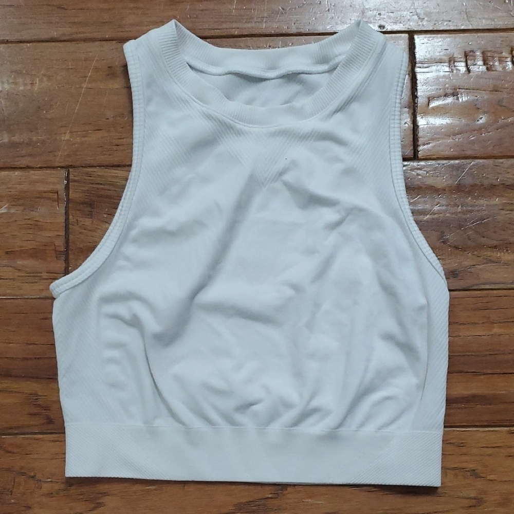 Alphalete Stratus White Ribbed Crop Top